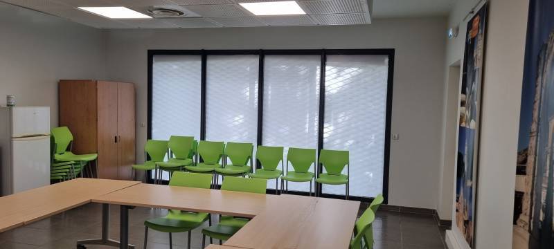 film-mat-blanc-protection-visuelle-cavaillon